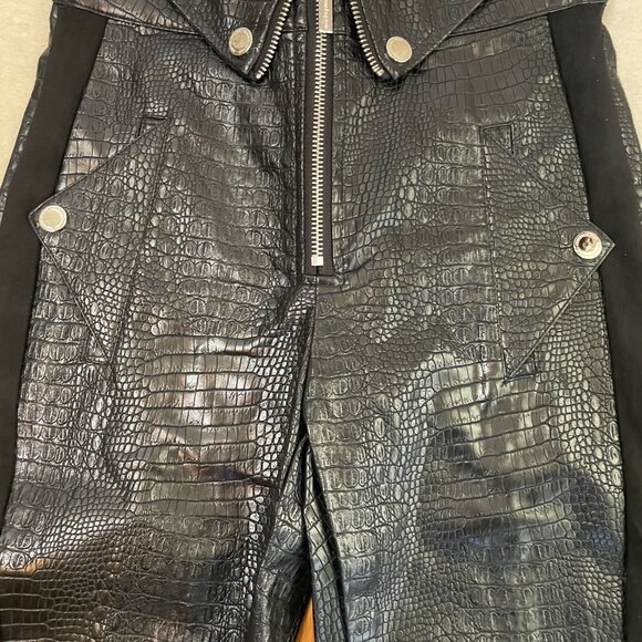 Maniére de Voir vegan leather and suede textured black pants NWOT, size 4 - Picture 4 of 9